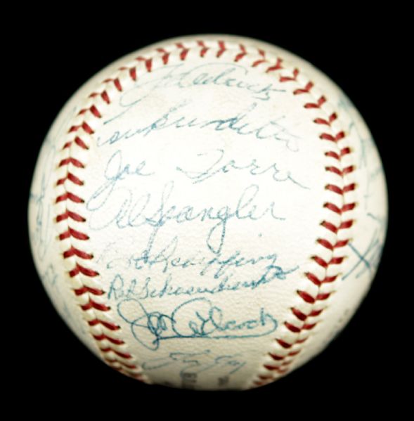 1960 Milwaukee Braves Team Signed ONL (Giles) Baseball w/ 29 Sigs. Incl. Hank Aaron Eddie Mathews Warren Spahn - JSA