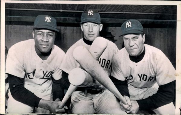 1958 Mickey Mantle Elston Howard & Hank Bauer New York Yankees “St. Petersburg Times” Original 9 1/2" x 6" News Photo (“St. Petersburg” Hologram/MEARS LOA)