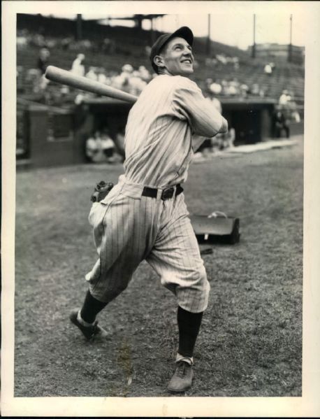 1929 Elwood English Chicago Cubs "The Sporting News Collection Archives" Original 6.5" x 8.5" Photo (Sporting News Collection Hologram/MEARS Photo LOA)