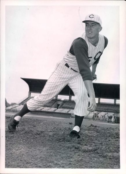1934-63 Cincinnati Reds "The Sporting News Collection Archives" Original Photo - Lot of 9 w/ (4) Jim Maloney & Rollie Hemsley (Sporting News Collection Hologram/MEARS Photo LOA)