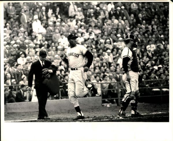 1923-72 New York/San Francisco Giants "The Sporting News Collection Archives" Original Photos (Sporting News Collection Hologram/MEARS Photo LOA) - Lot of 43