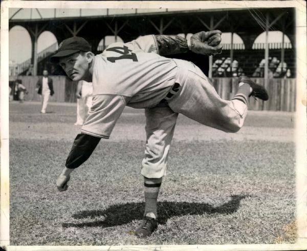 1926-40 Boston Red Sox "The Sporting News Collection Archives" Original Photos (Sporting News Collection Hologram/MEARS Photo LOA) - Lot of 22