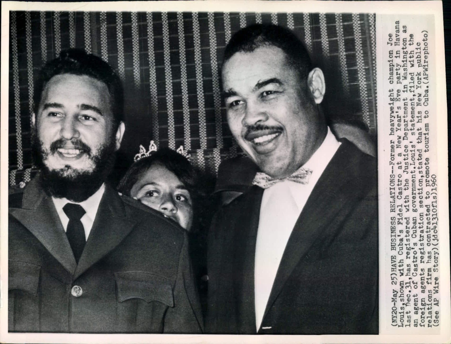 Lot Detail - 1960 Joe Louis Meets Fidel Castro &quot;Boston Herald Archives&quot; Original Photo - Lot of ...