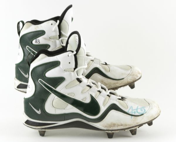 1997-99 Jeff Thomason Green Bay Packers Game Worn Signed Cleats - MEARS Auction LOA & JSA 