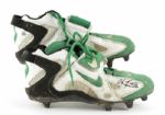 1996 Antonio Freeman Green Bay Packers Game Worn Signed Cleats "Be The Best" - MEARS Auction LOA & JSA 