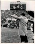 1966-67 Vince Lomabardi Green Bay Packers Original 8" x 10" Photos - Lot of 6