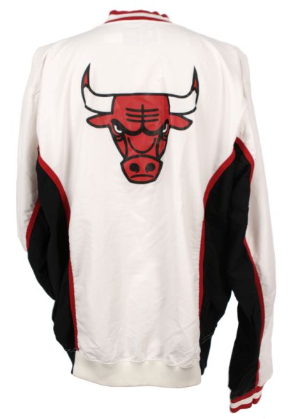 Lot Detail - 1990s Scott Williams Chicago Bulls Game Worn Warmup Jacket ...