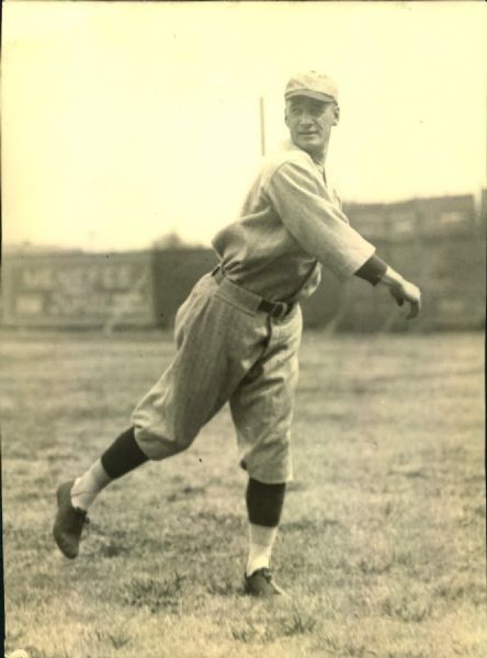 1925-26 Paul Zahniser Boston Red Sox "TSN Collection Archives" Original 7.5" x 10" Photo (Sporting News Collection Hologram/MEARS LOA)