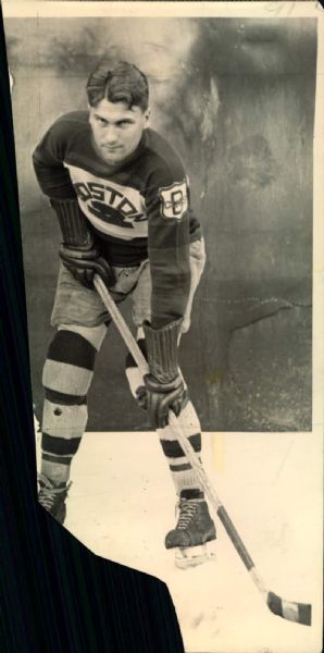 1934 Frank Jerwa Boston Bruins Original 3.5" x 8" Photo (MEARS LOA)