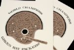 1967-68 Green Bay Packers 8" x 10" World Champions Handout w/Facsimile Signatures of Team Vince Lombardi (Lot of 2)