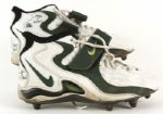 1997-99 Antonio Freeman Green Bay Packers Game Worn Signed Cleats - "Be The Best" Written - JSA & MEARS LOA