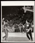 1969-71 Milwaukee Bucks Lew Alcindor Original 8 x 10 Photo (Lot of 6)