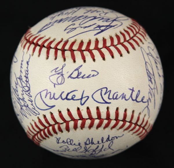 1961 New York Yankees Team Signed Ball w/33 Sigs. Incl. Mickey Mantle Yogi Berra Reunion - JSA 