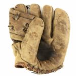 1950s Johnny Logan Milwaukee Braves Store Model Glove (2) & Signed 8 x 10 Photo (MEARS LOA) 