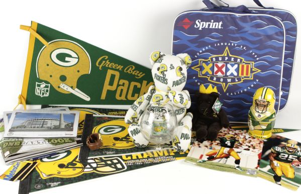 1960s-90s Green Bay Packers Memorabilia w/1960s Pennant 60s Coca Cola Bottle Tops Russian Dolls
