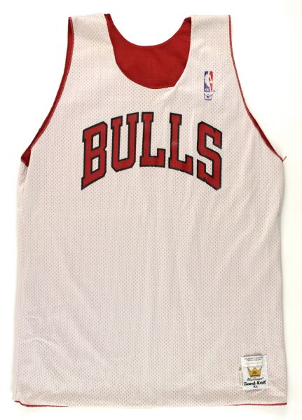1987-88 Michael Jordan Chicago Bulls Game Worn Practice Jersey - (LOA Personal Friend Amy Hunter/MEARS)