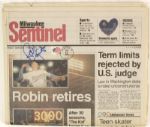 1992 Robin Yount Milwaukee Brewers Signed Newspaper - Lot of 2 - MEARS LOA 