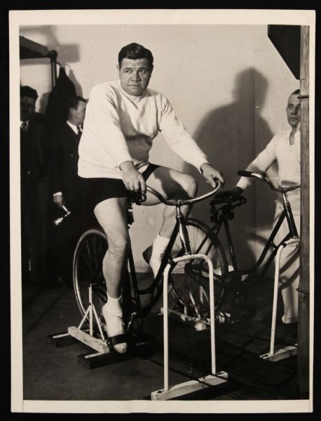 1932 Babe Ruth New York Yankees The Babe Works Out Original 6" x 8" Photo 