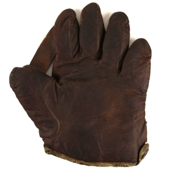 1910-20 Reach Junior Sized Baseball Glove w/ 1” web – leather & asbestos lining (MEARS LOA)