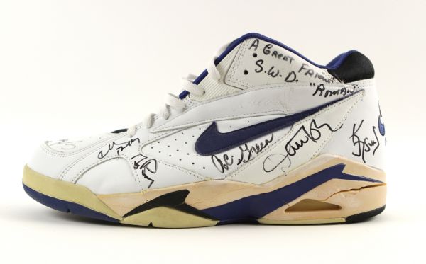 1992 Roman Gabriel III Charity Worn Shoe Signed by Phoenix Suns Kevin Johnson Charles Barkley 9 Sigs. - JSA 