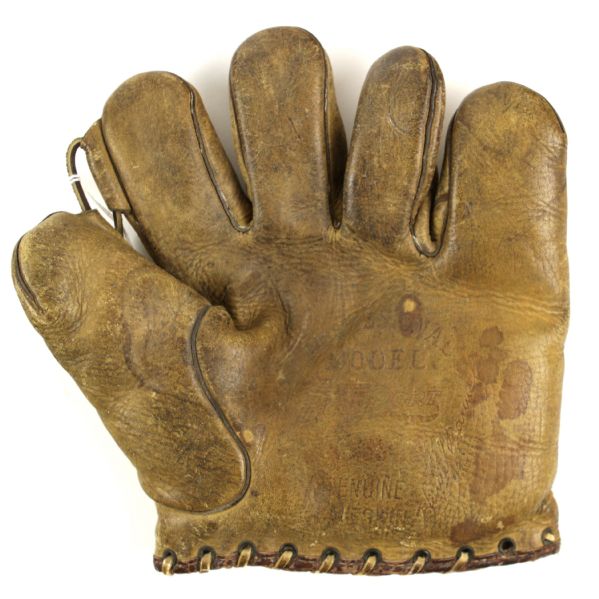 1930s circa Henie Manush Washington Senators Tunnel Web Store / Signature Model Tru Sport Glove w/ rare split back and laced (MEARS LOA)