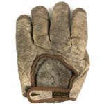 1900-1910 circa High Grade Adult Full 1 ½” Web Percy A. McBride White Buckskin Fielder’s Glove w/asbestos lining (MEARS LOA)