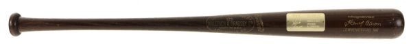 1974 Henry Aaron Atlanta Braves Louisville Slugger Commemorative Bat MagnavoxBat 1482
