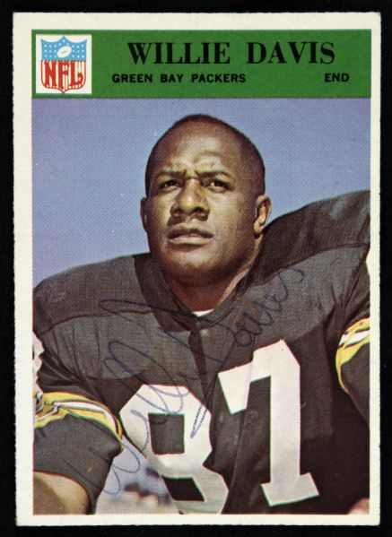 1966 Philadelphia Willie Davis Green Bay Packers Signed Card (JSA)