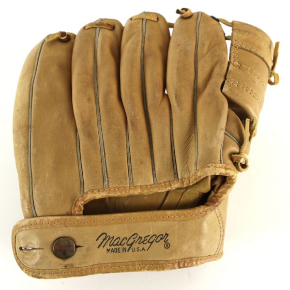 1960s Gene Freese Endorsed MacGregor Store Model Glove 