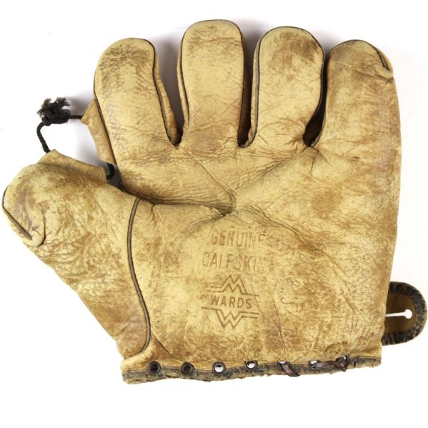 1920s-30s Kiki Cuyler Wards Store Model Player Endorsed Glove