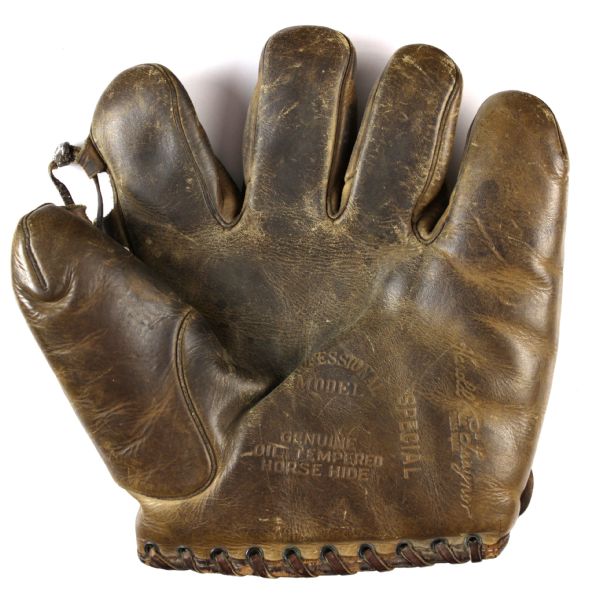 1920s-30s Pie Traynor Pittsburgh Pirates Store Model Player Endorsed Glove