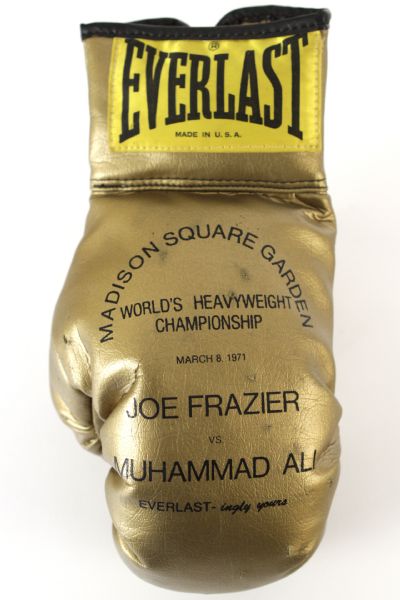 1971 Muhammad Ali Joe Frazier Commemorative Golden Glove
