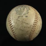 1938-40 New York Yankees Signed OAL AJ Reach (Harridge) Baseball w/ 16 Signatures Including Lou Gehrig, Lefty Gomez & More (JSA)