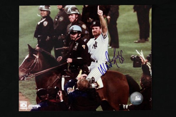 2002 Wade Boggs New York Yankees Signed 8" x 10" Photo (MLB Hologram)