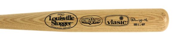 1990 Robin Yount Milwaukee Brewers Louisville Slugger 30" Commemorative Bat 