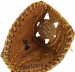 1977 circa Ernie Banks Chicago Cubs Signed Medalist Gladiator Signature Model First Baseman's Mitt (JSA)