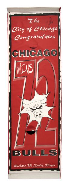 1991-96 Chicago Bulls City of Chicago 30" x 99" Street Banners - Lot of 4 w/ 1 Signed by Scottie Pippen (JSA)