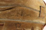 1990's Wayne Gretzky Jim Abbott Signed Memorabilia Collection - Lot of 3 (JSA)