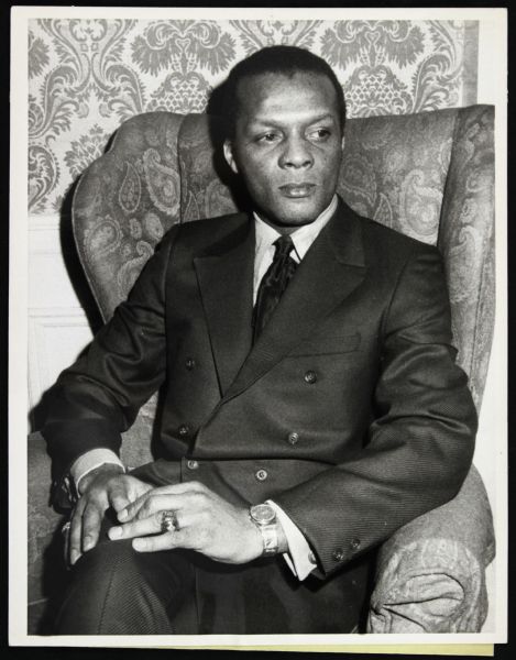 1970 Curt Flood St. Louis Cardinals Original 7" x 9" Photo 