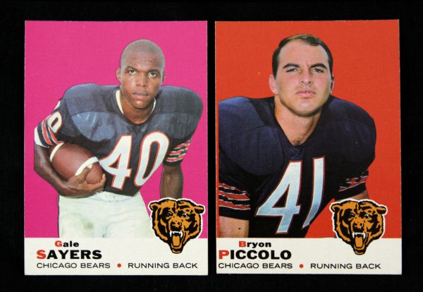 1969 Gale Sayers Brian Piccolo Chicago Bears Topps Trading Cards - Lot of 2