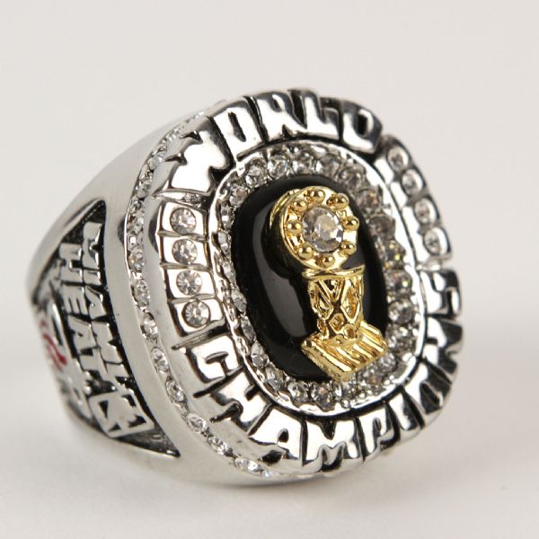 2006 Dwyane Wade Miami Heat High Quality Replica NBA Championship Ring 