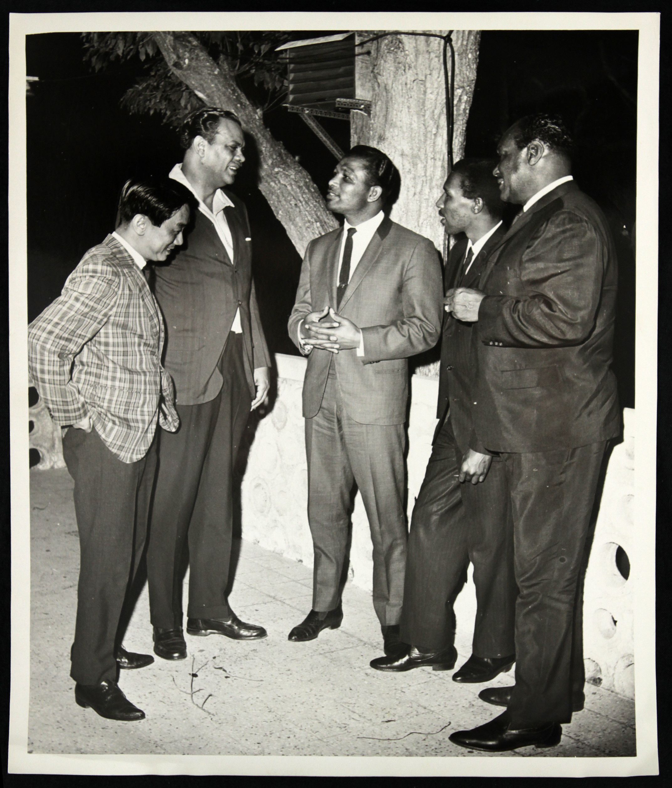 Lot Detail - 1940's-80's Sugar Ray Robinson Middleweight Lot Detail - 1940's-80's Sugar Ray Robinson Middleweight