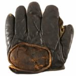 1900s circa Full Web Fielders Glove