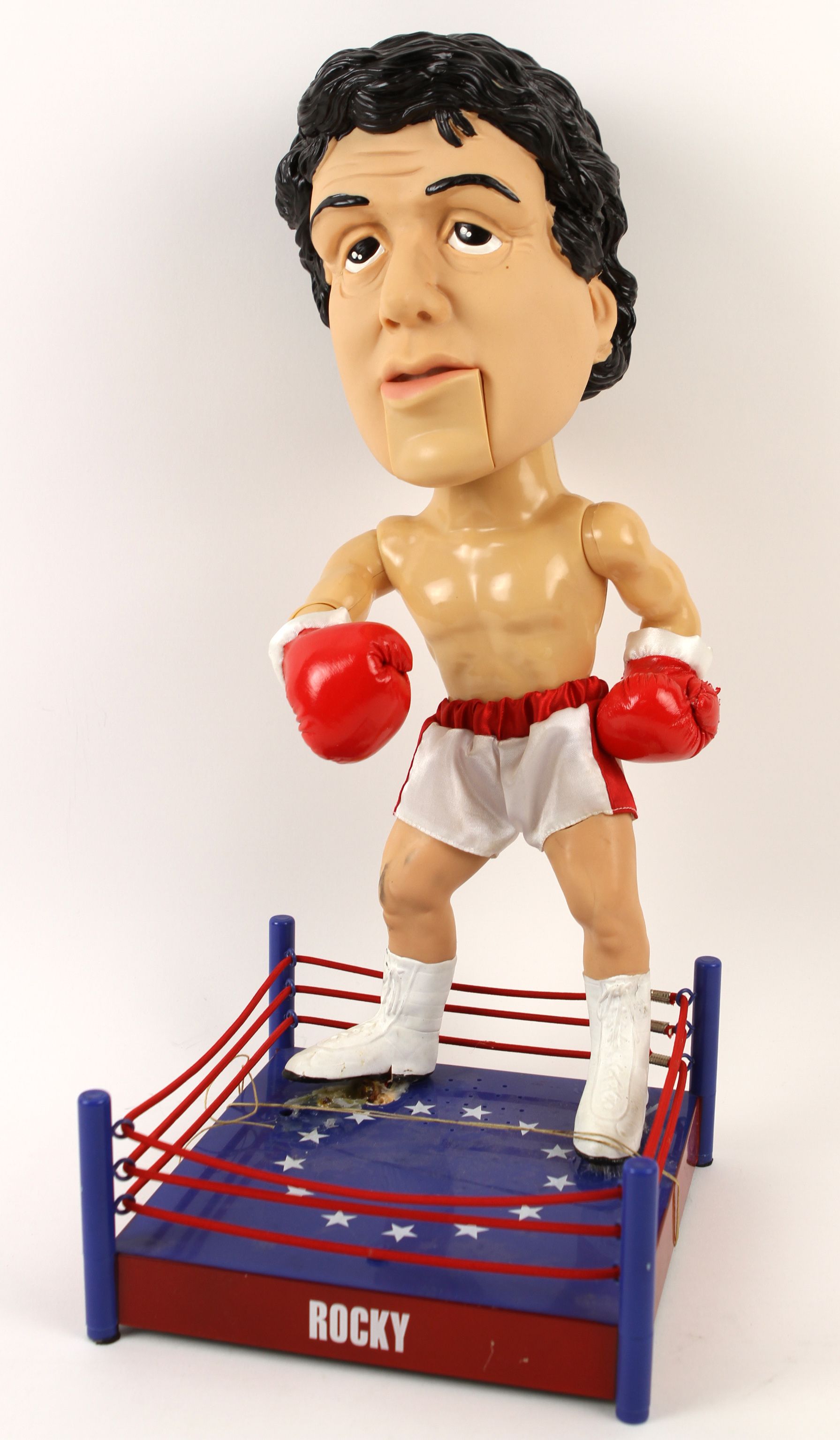 miniature boxing figures