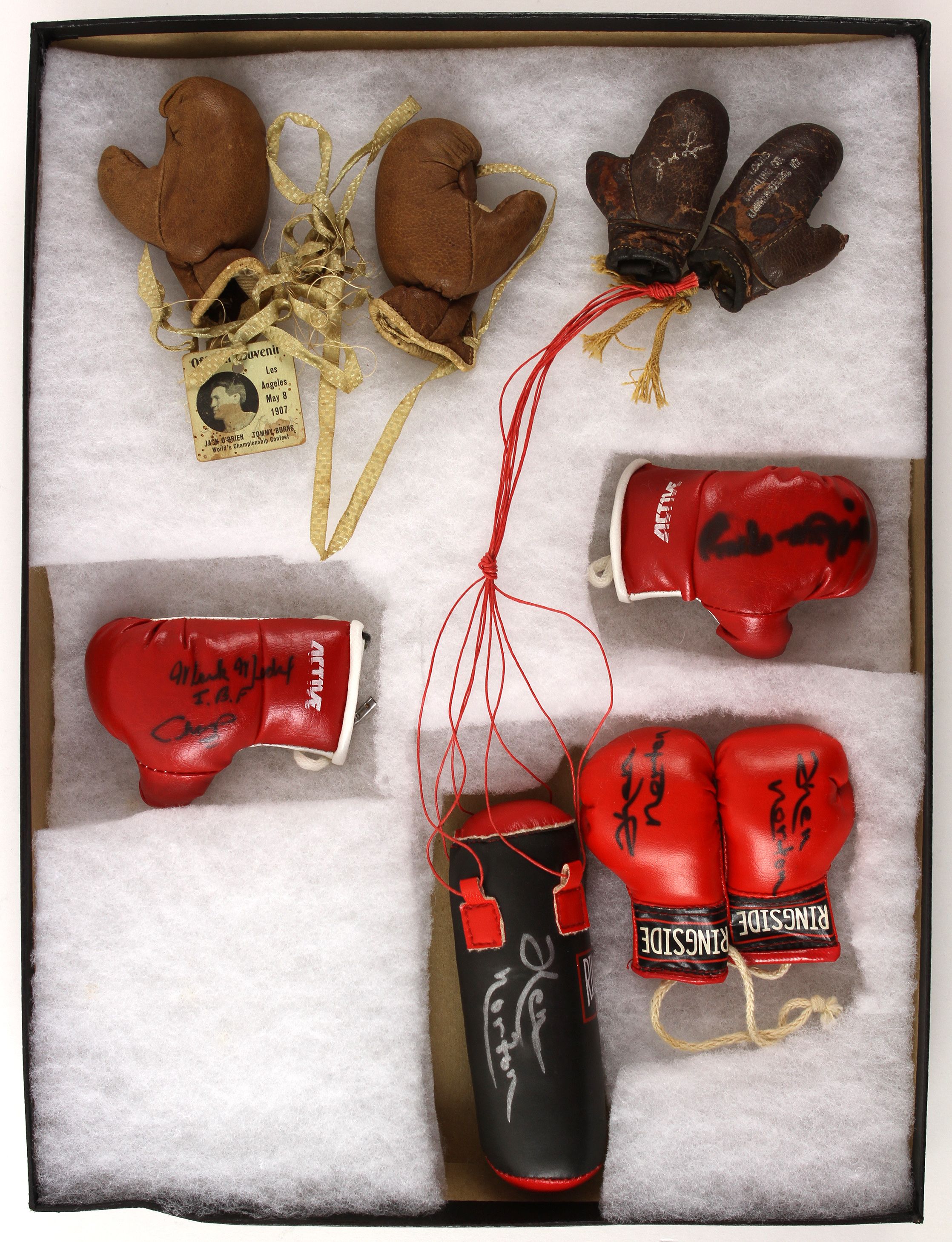 Lot Detail - 1907-2009 Miniature Commemorative Boxing Glove & Key