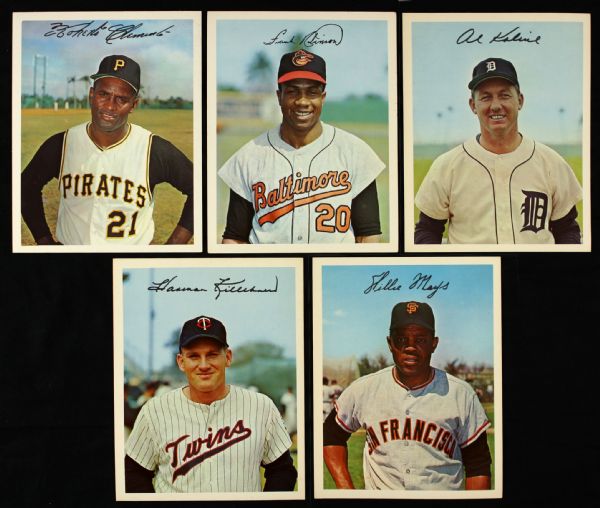 1967 Dexter Press Facsimile Signed 5.5" x 7" Trading Card Collection - Lot of 5 w/ Roberto Clemente, Willie Mays & More