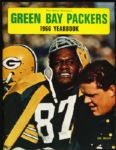 1966 World Champion Green Bay Packers Team Yearbook w/ Willie Davis Cover