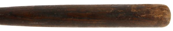 1902 circa J.F. Hillerich & Son  Louisville Slugger Patent Bat #716541 (MEARS LOA)