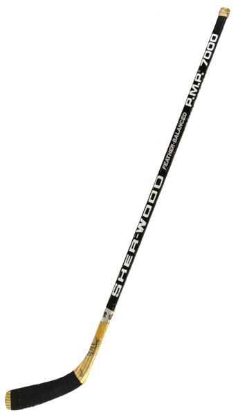 1990-98 Chris Chelios Chicago Blackhawks Signed Sherwood Game Used Hockey Stick (MEARS LOA/JSA) 