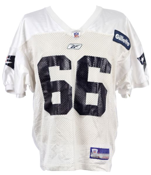 2002 Lonie Paxton New England Patriots Practice Worn Jersey (MEARS LOA/Team Pro Shop Tag)